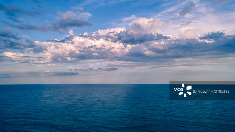 海阔天空图片素材