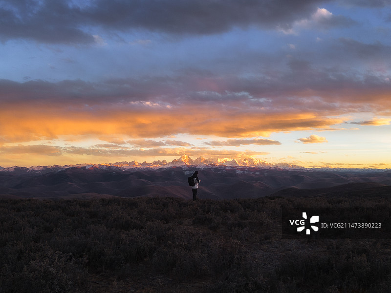 金山环绕图片素材