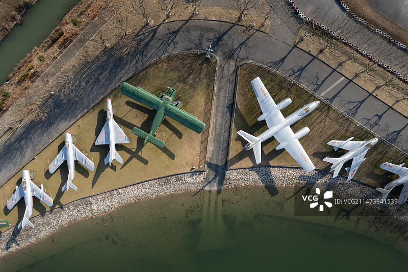 上海东方绿舟仿真航母图片素材