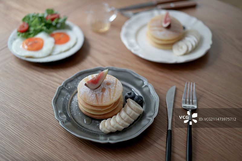 香蕉松饼早餐图片素材