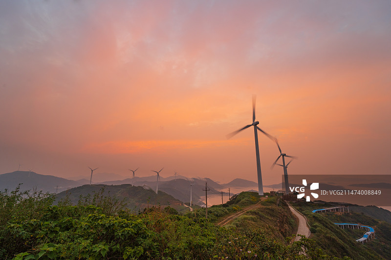 舟山衢山岛风车晚霞图片素材