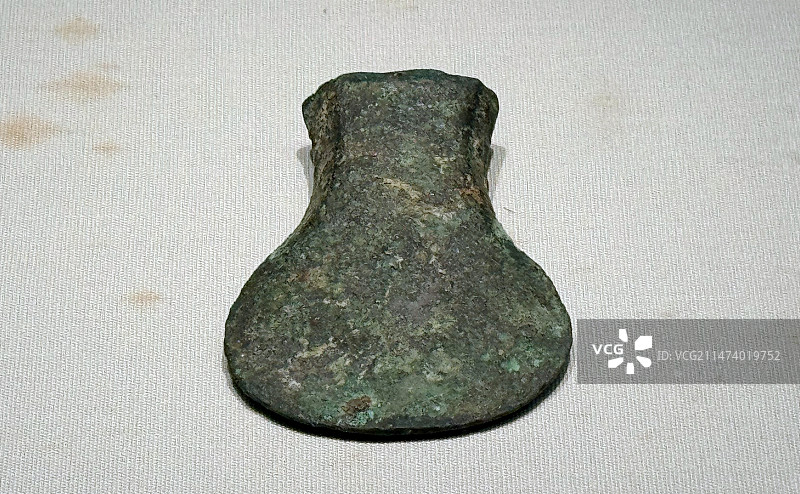 古代铜斧图片素材