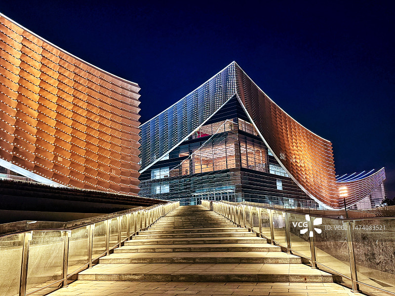 绿心大剧院夜景图片素材