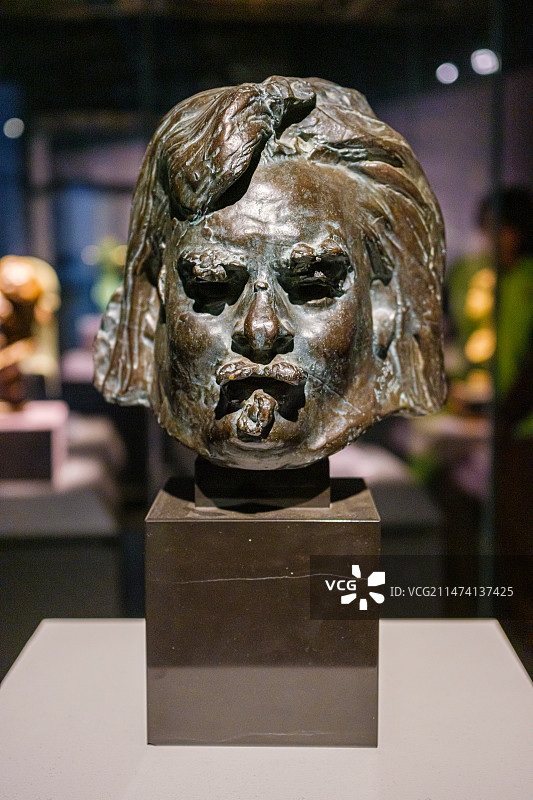 巴尔扎克头像图片素材