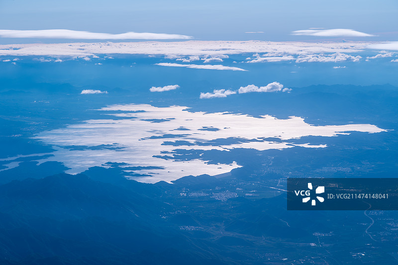航班航拍北京密云水库全景图片素材