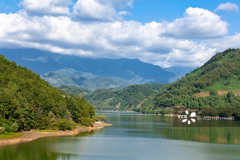 陕西石泉县汉江风光图片素材