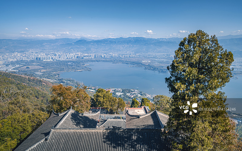 俯瞰西昌邛海图片素材