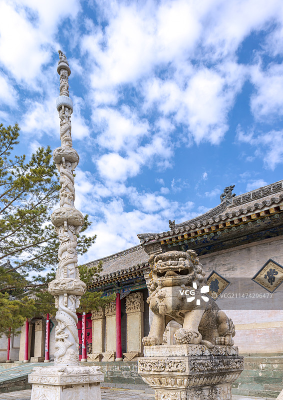 山西五台山，金阁寺图片素材