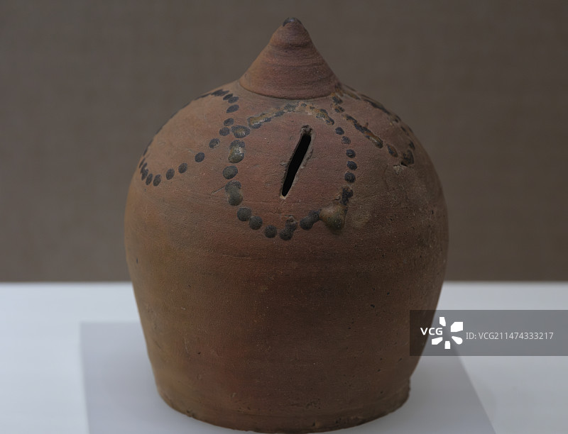 扑满，唐代，长沙窑，古代存钱罐图片素材