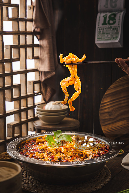 中式 农家田园 复古风格 冷锅鱼 美蛙 牛蛙火锅 美蛙鱼头火锅 香辣牛蛙 鱼头火锅 馋嘴牛蛙 美蛙鱼图片素材