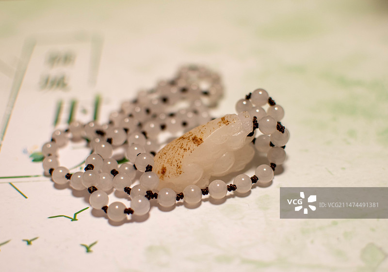 玉石  和田籽料  貔貅图片素材