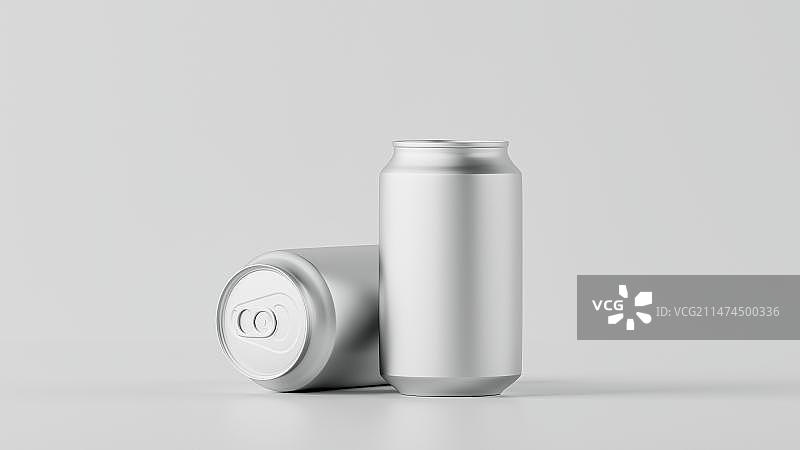 白色背景下的汽水罐模型图片素材