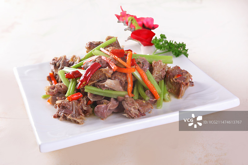 小炒鸽子图片素材