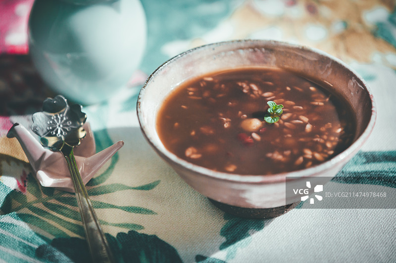 一碗八宝粥图片素材