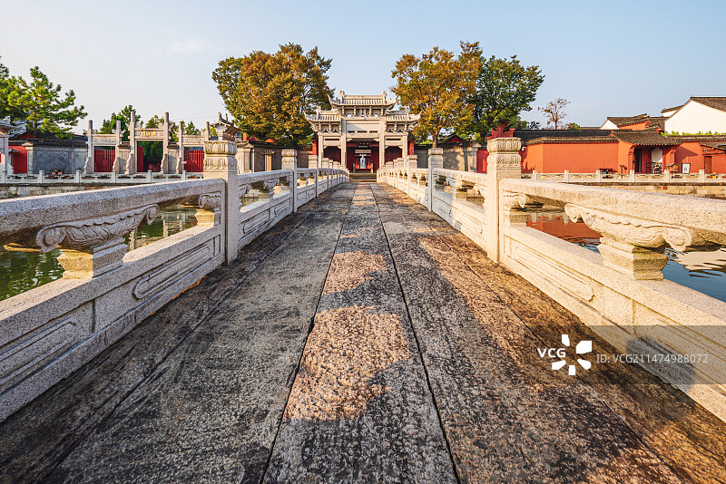 中国浙江嘉兴海宁盐官孔庙学宫图片素材