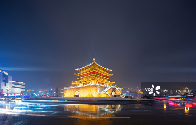 航拍西安钟楼雪景图片素材