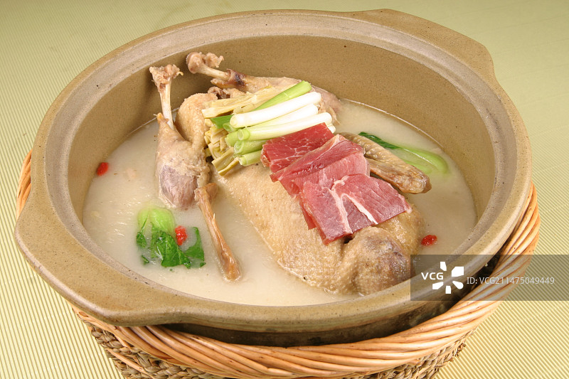 笋干老鸭煲图片素材