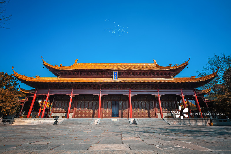 晴日光影中的朝天宫大成殿+南京图片素材