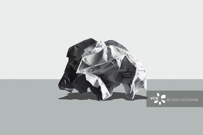 带有算法的皱纸图片素材