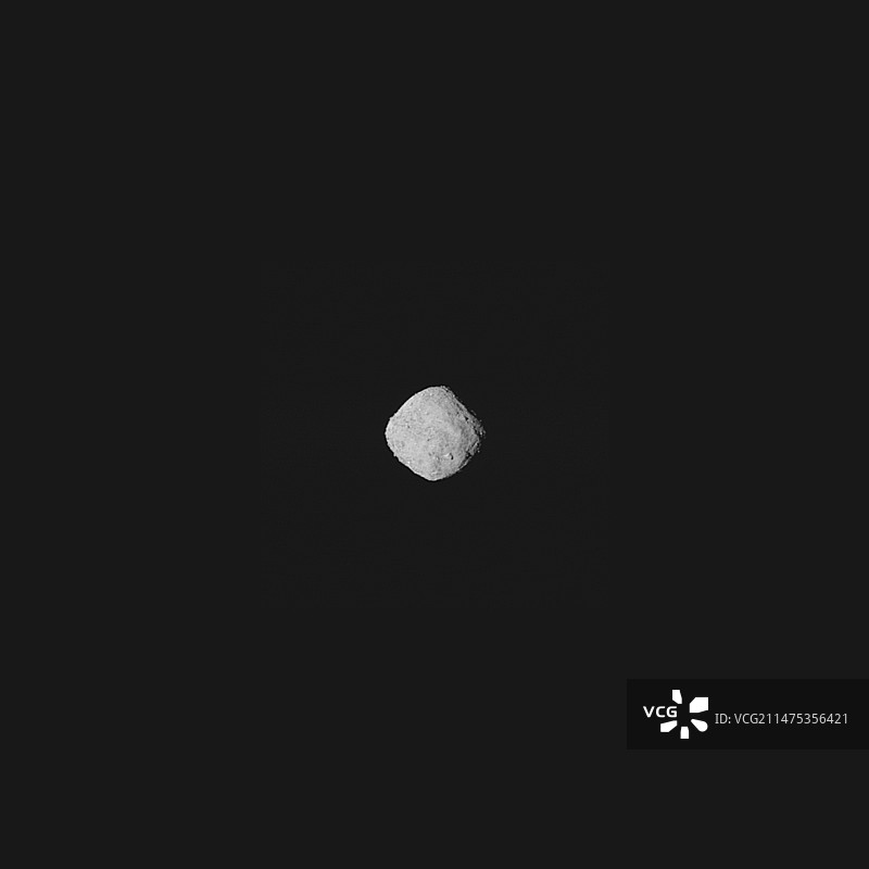 OSIRIS-REx探测器于2018年10月拍摄的贝努小行星图片素材
