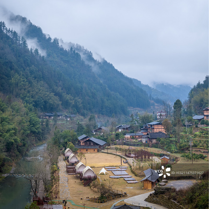 土家古寨湖北宣恩县沙道沟镇两河口村彭家寨耍耍街风光图片素材