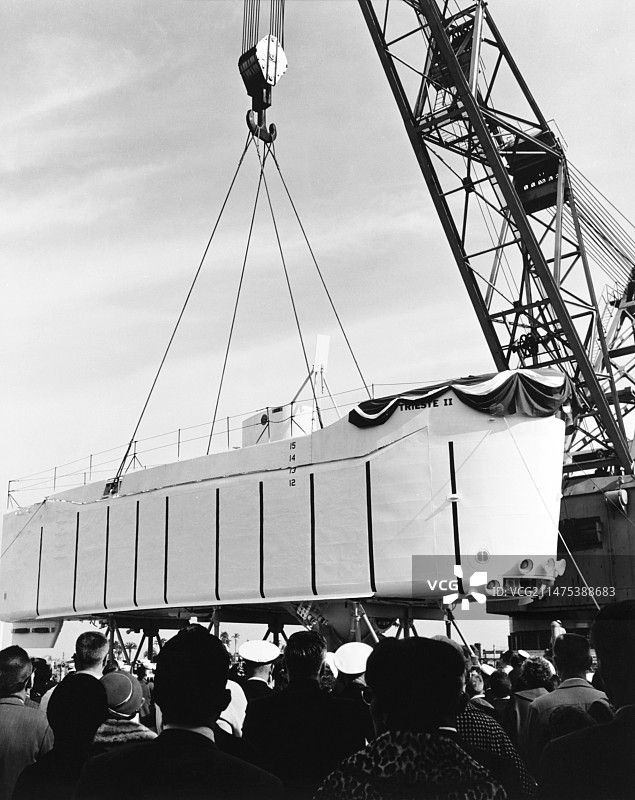 1964年的里雅斯特II号潜水器图片素材