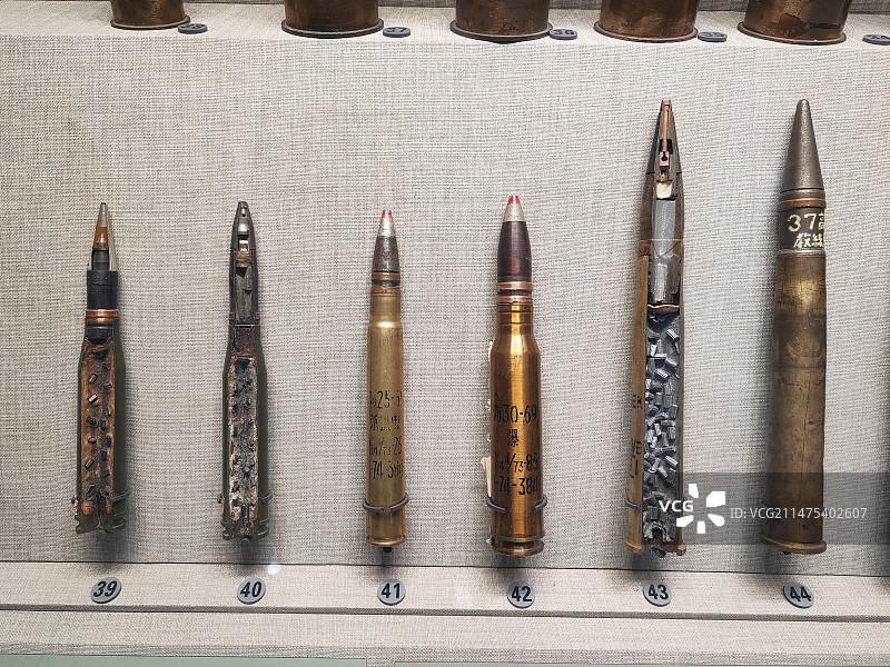 各种子弹的内部剖面图片素材