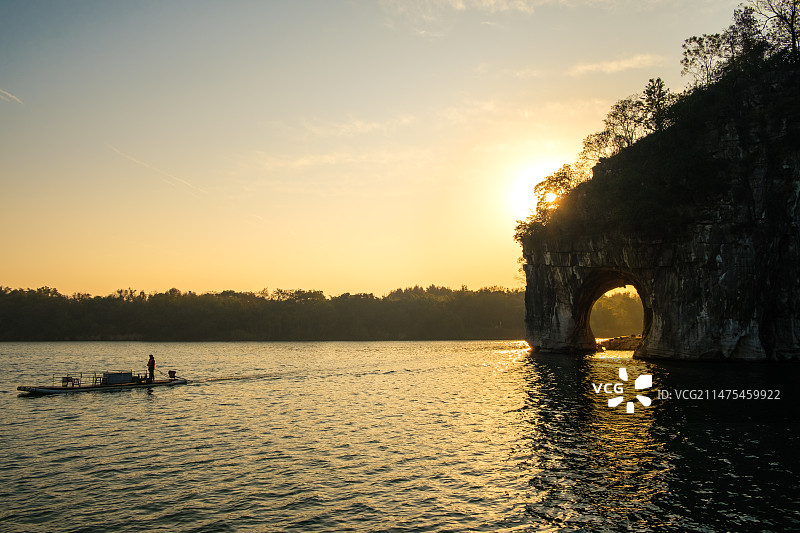 广西桂林象鼻山日出图片素材