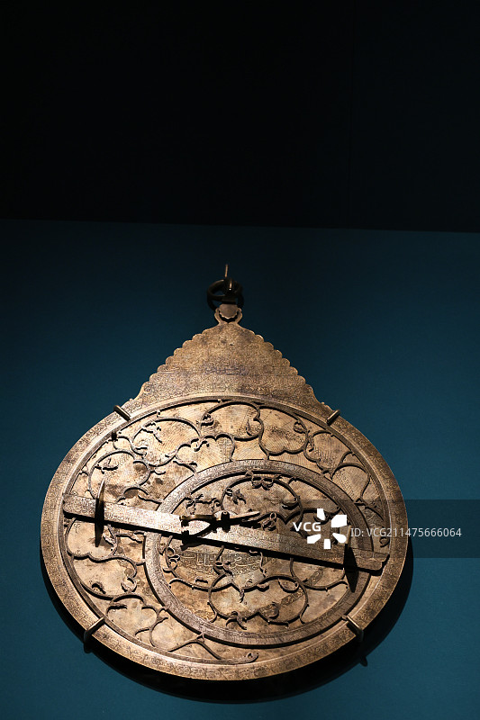 故宫博物院璀璨波斯伊朗文物精华展星盘图片素材