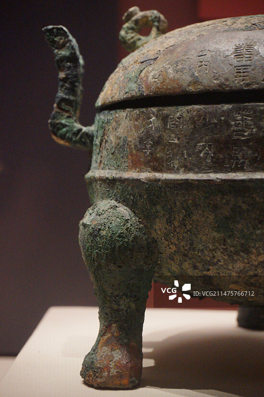 南越王博物馆，越秀番禺鼎图片素材