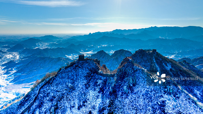 河北秦皇岛海港区：雪后板厂峪长城图片素材