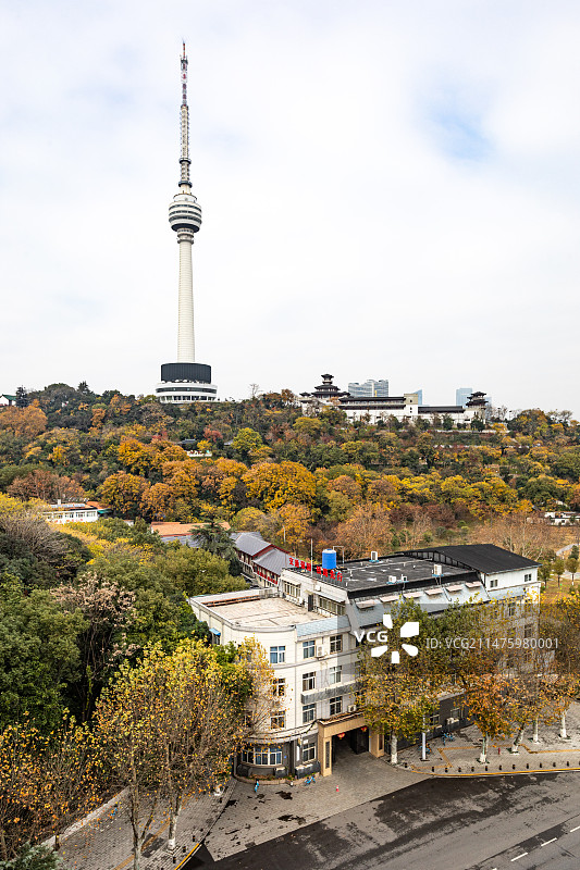 秋天季节的湖北武汉黄鹤楼长江大桥蛇山首义公园龟山公园铁门关晴川阁白云阁龟山电视塔自然建筑景观图片素材