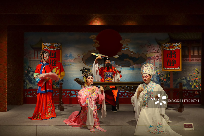 粤剧演出雕塑图片素材