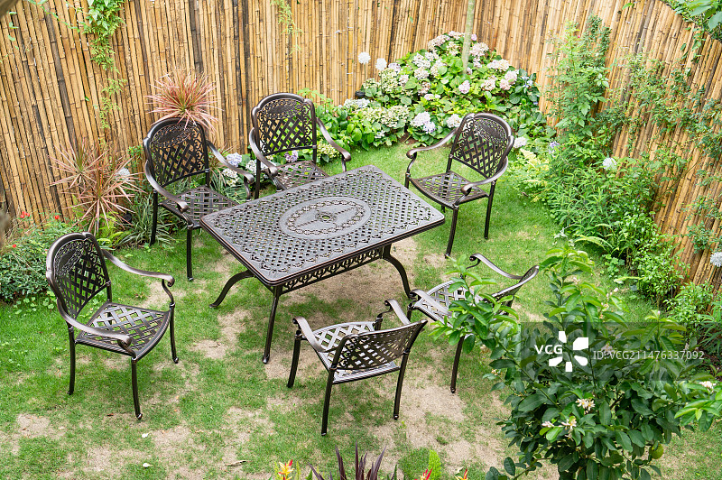 户外花园桌椅套图片素材