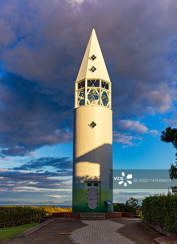 白色灯塔 蓝天图片素材