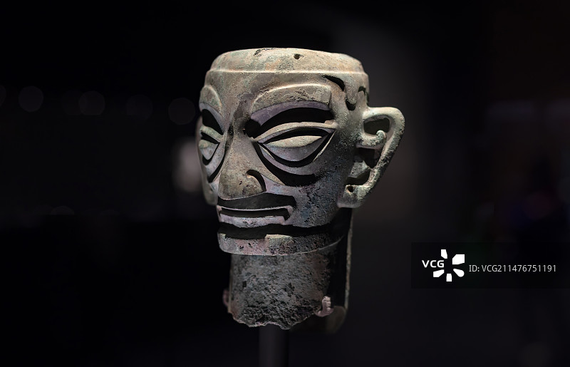 青铜人头像 商代后期 三星堆遗址图片素材