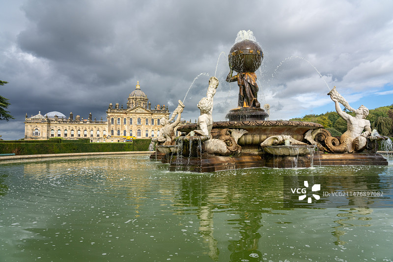 庄园雕塑喷泉图片素材