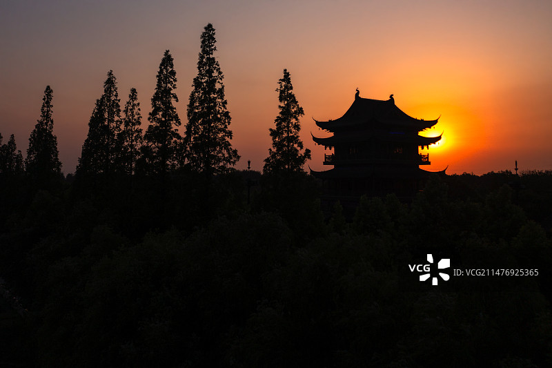 日落慈孝阁图片素材