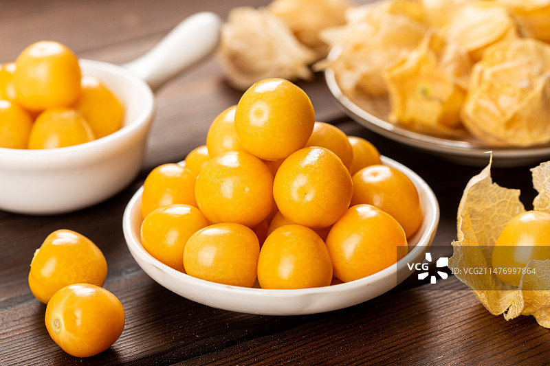 新鲜好吃的黄菇娘图片素材