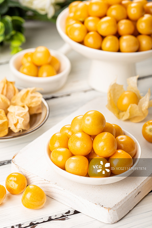 新鲜好吃的黄菇娘图片素材