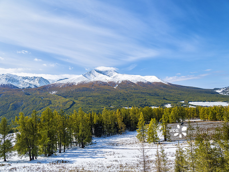 初雪后——喀纳斯图片素材