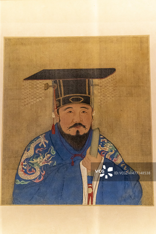 中国国家博物馆藏李文忠家族文物展：岐阳武靖王像册【清康熙四十二年；此册为《岐阳世家文物考述》编目第三图片素材