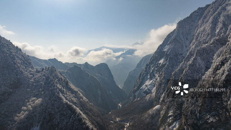雪后的雪山图片素材