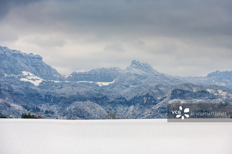 雪后金佛山图片素材