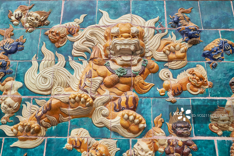 北京白瀑寺琉璃狮子图片素材