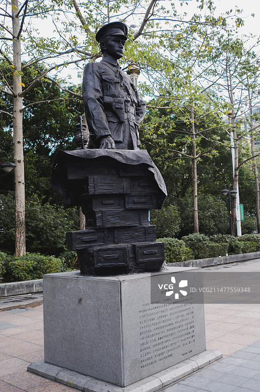 广州英雄广场英雄雕像图片素材