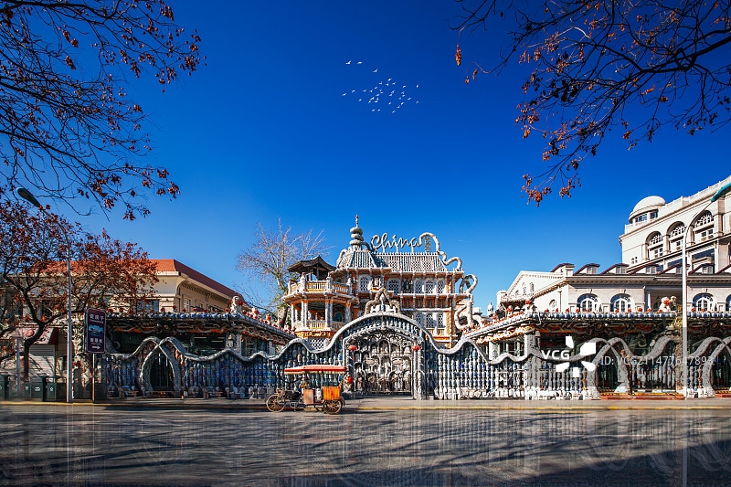 冬日光影中的瓷房子+天津图片素材