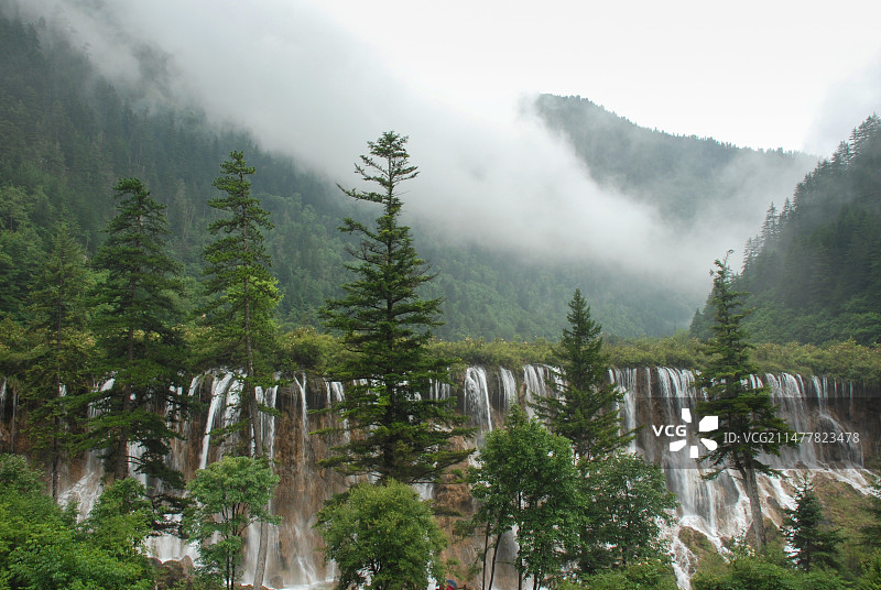 九寨沟诺日朗瀑布图片素材