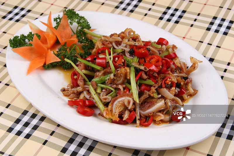 老干妈炒脆骨图片素材