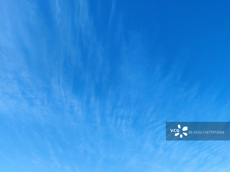 天上牛毛纹一样的云彩图片素材